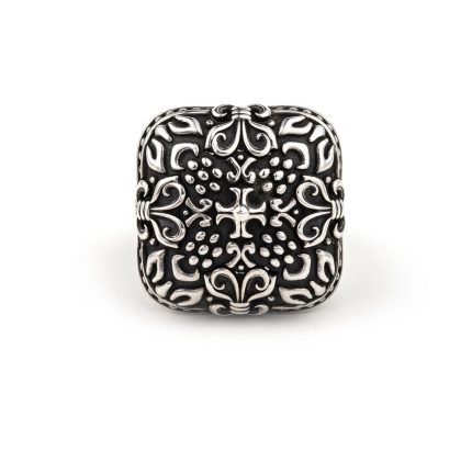 Byzantine Ring with Cross